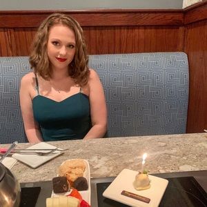 Meet your Posher, Emily